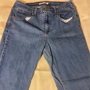 Levi’s skinny jeans.